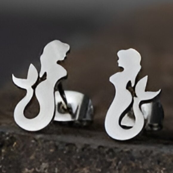 Silver Stud Earring Set of 3 Ocean Theme - Picture 4 of 5